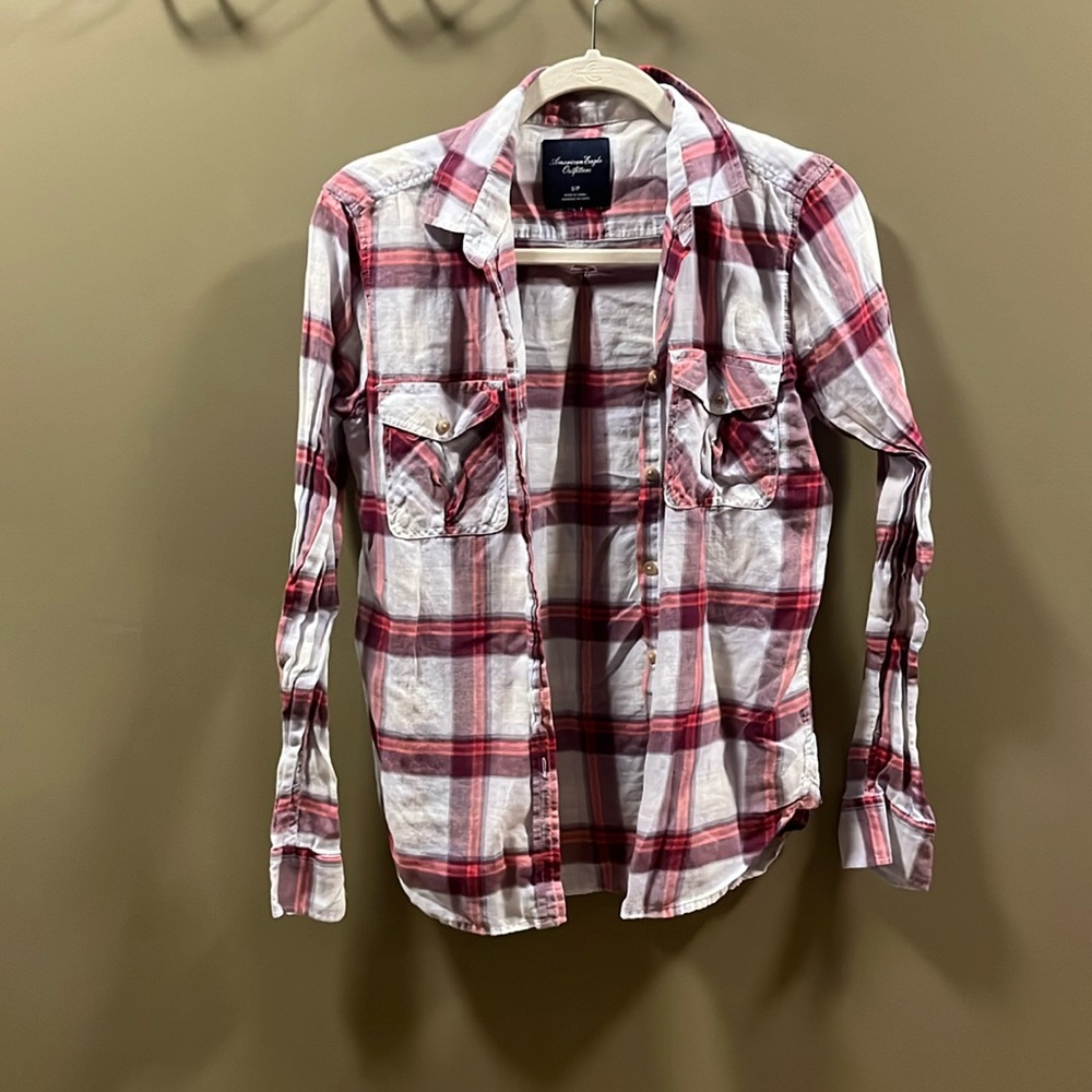 Size small American Eagle flannel.